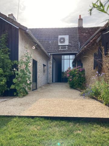 Les gites de la Vallée Noire La Châtre Esterno foto